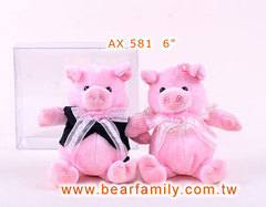 A Couple of Pig,stuffed toy,plush toy,teddy bear  Product Photo