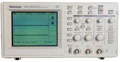 Tektronix TDS220 100 MHz Digital Oscilloscope Product Photo